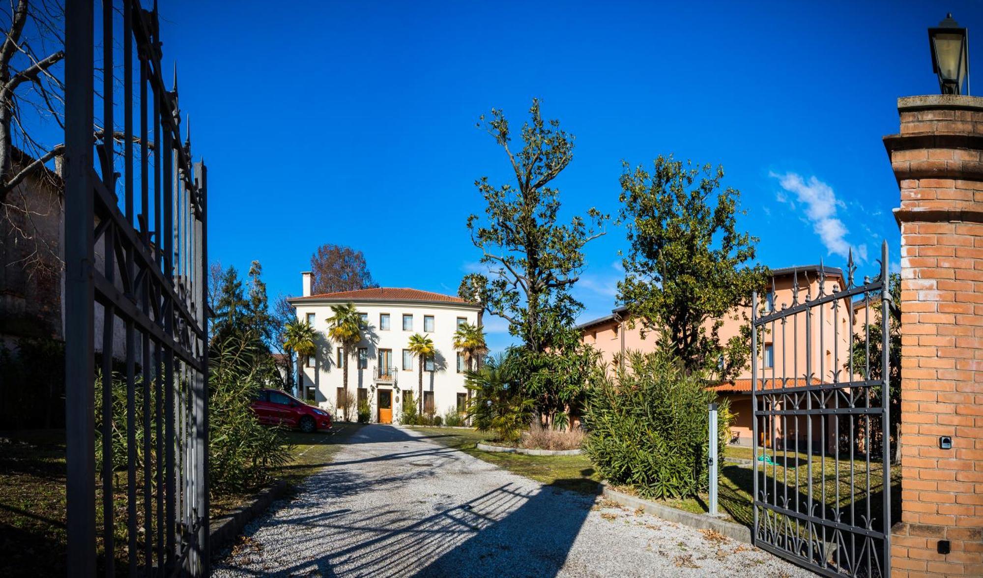 Hotel Dall'Ongaro Ghirano Esterno foto