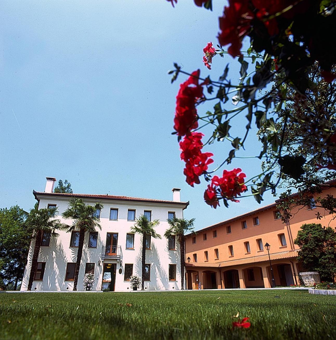 Hotel Dall'Ongaro Ghirano Esterno foto