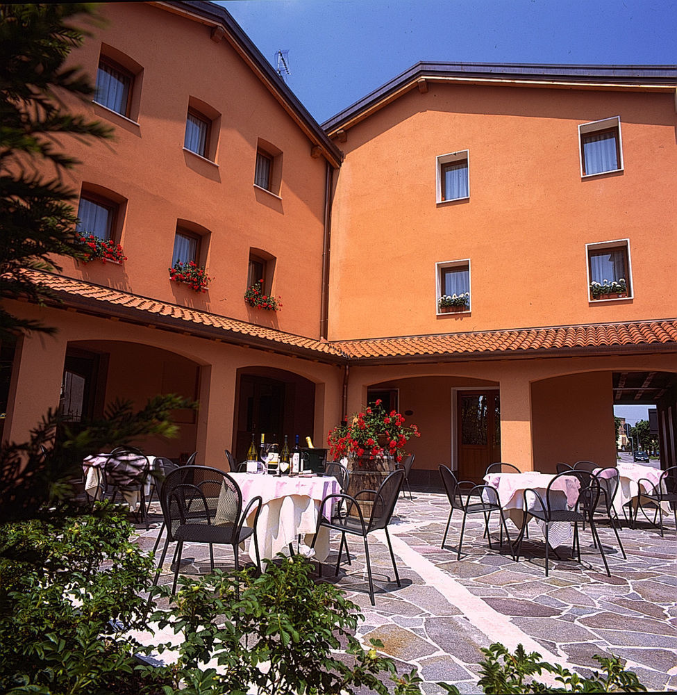 Hotel Dall'Ongaro Ghirano Esterno foto