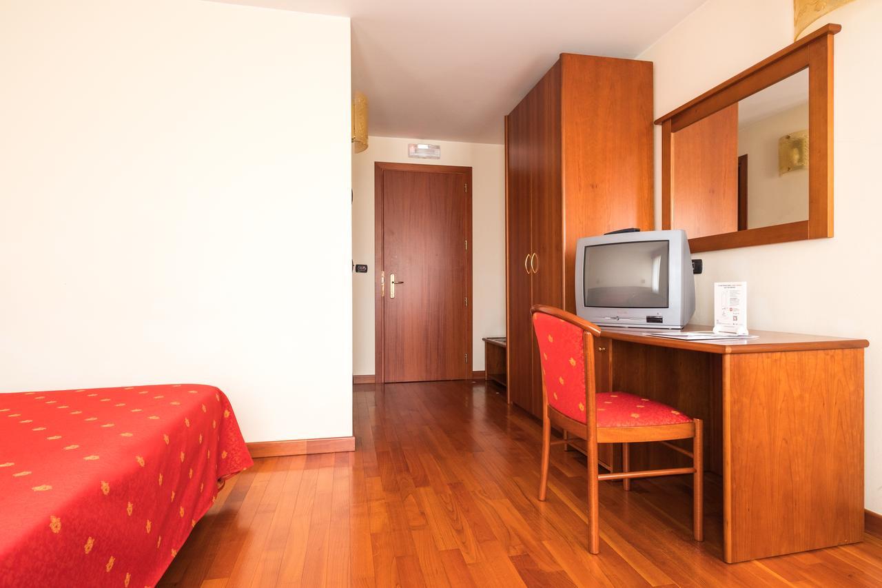 Hotel Dall'Ongaro Ghirano Esterno foto