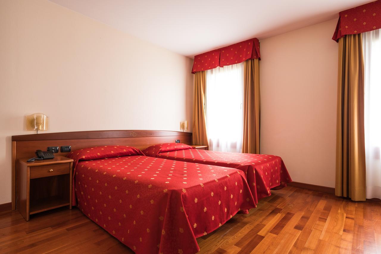 Hotel Dall'Ongaro Ghirano Esterno foto