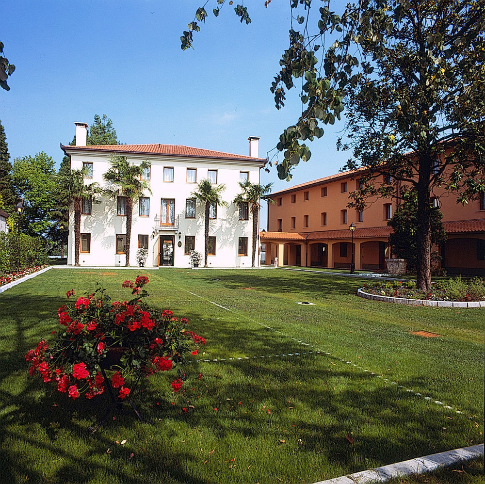 Hotel Dall'Ongaro Ghirano Esterno foto