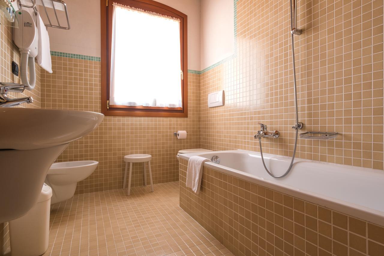 Hotel Dall'Ongaro Ghirano Esterno foto