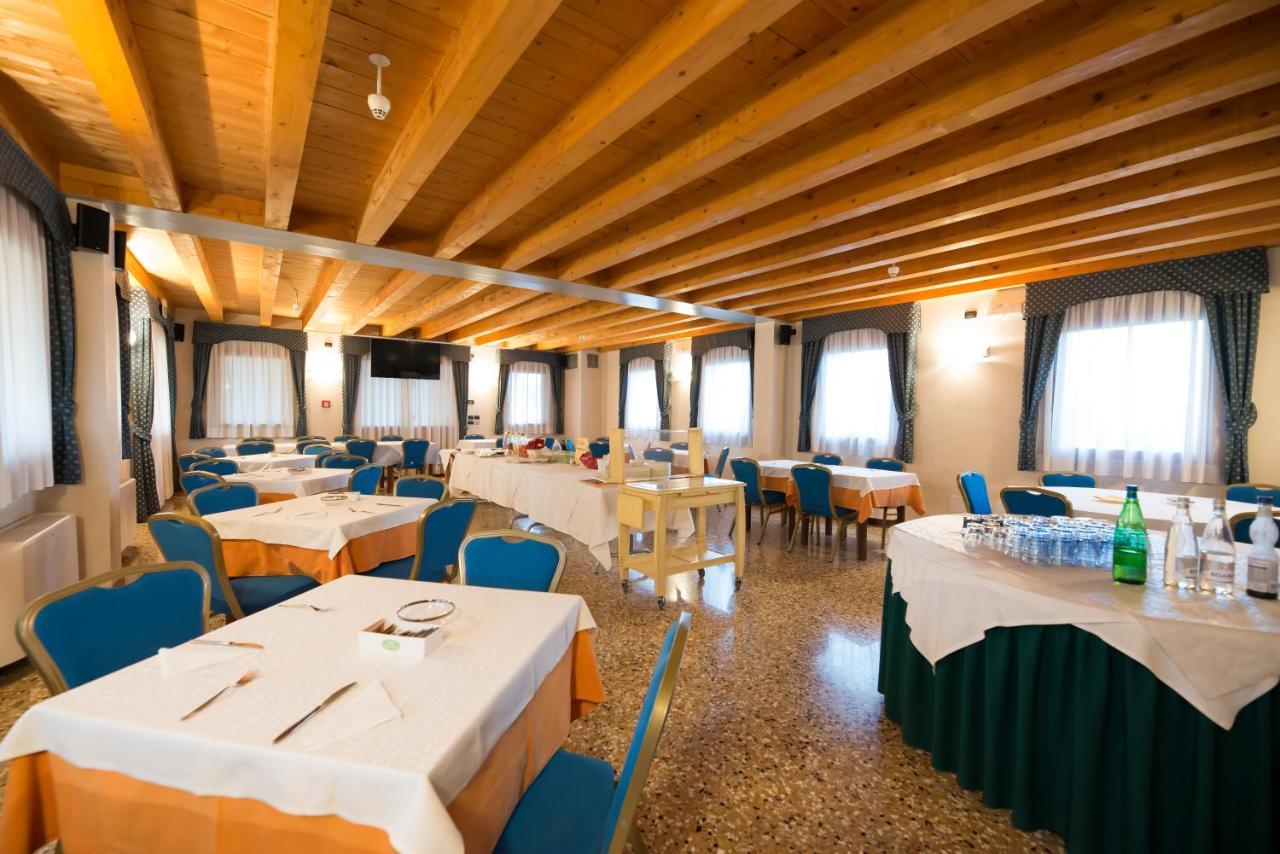 Hotel Dall'Ongaro Ghirano Esterno foto