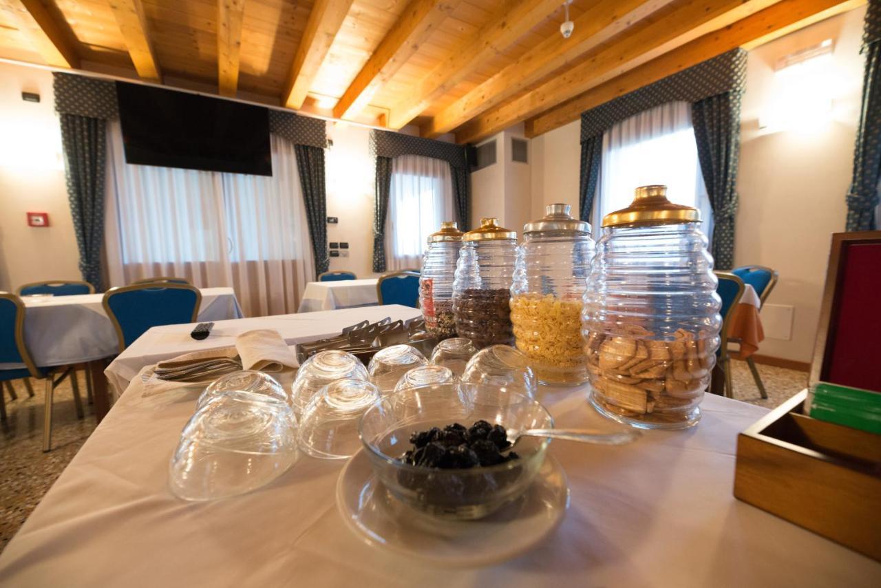 Hotel Dall'Ongaro Ghirano Esterno foto